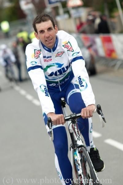 Laurent Mangel (Saur-Sojasun) rides to the start.