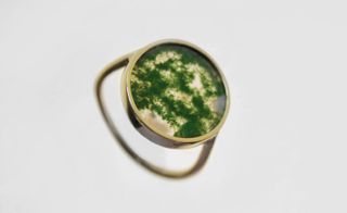 'Moss Agate Venus' ring
