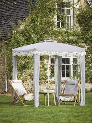 add pattern and color: classic gazebo
