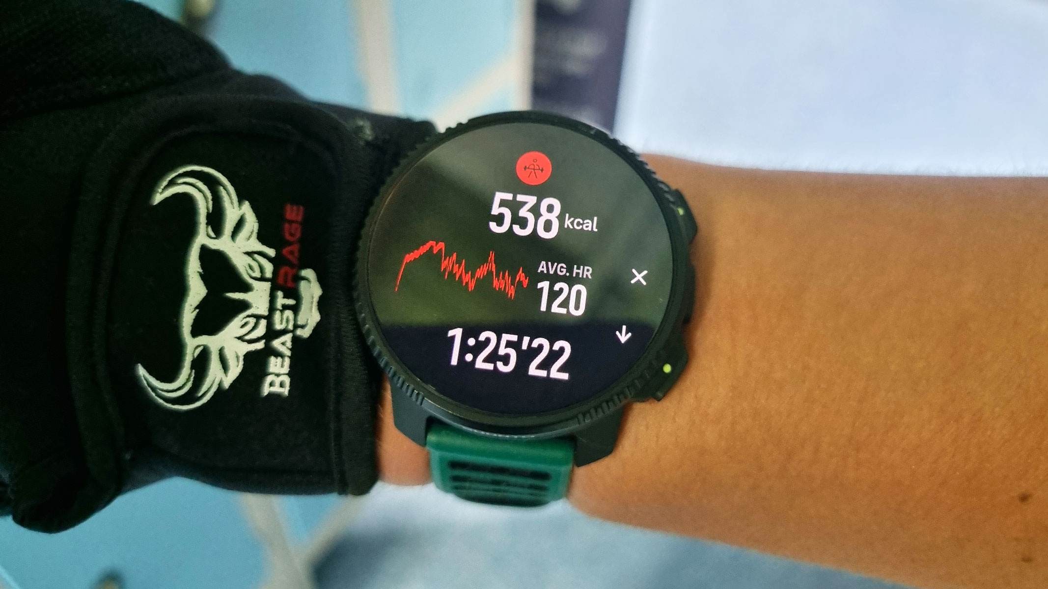 A close-up picture of workout stats on our reviewer's Suunto Vertical 2 smartwatch