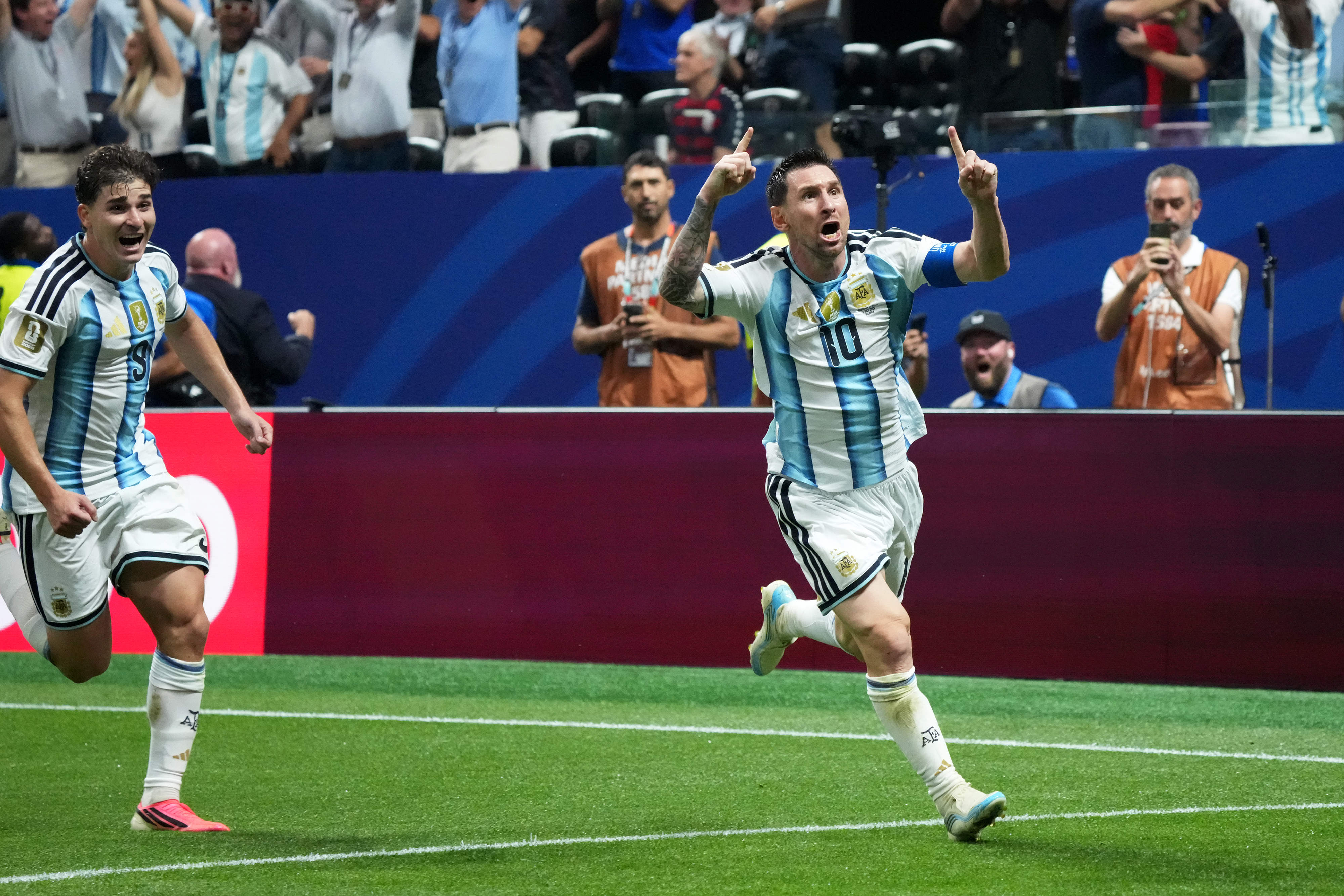 ATLANTA, GEORGIA - JULY 07: Lionel Messi #10 of Argentina celebrates scoring his team&amp;apos;s second goal during the FIFA World Cup 2026 Round of 16 match between Argentina and Egypt at Atlanta Stadium