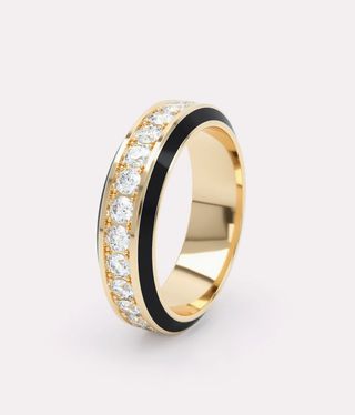 gold eternity ring