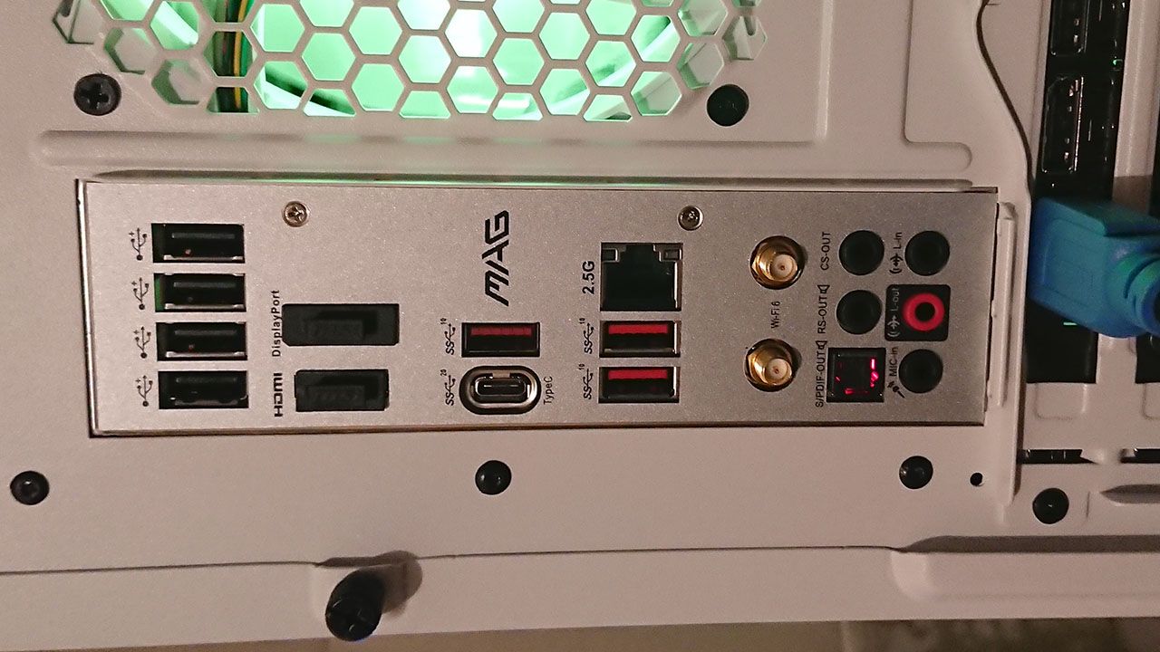 Thermaltake Sub Zero rear I/O