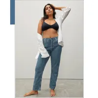 The Everlane 90s cheeky jeans are one of the best sustainable jeans
