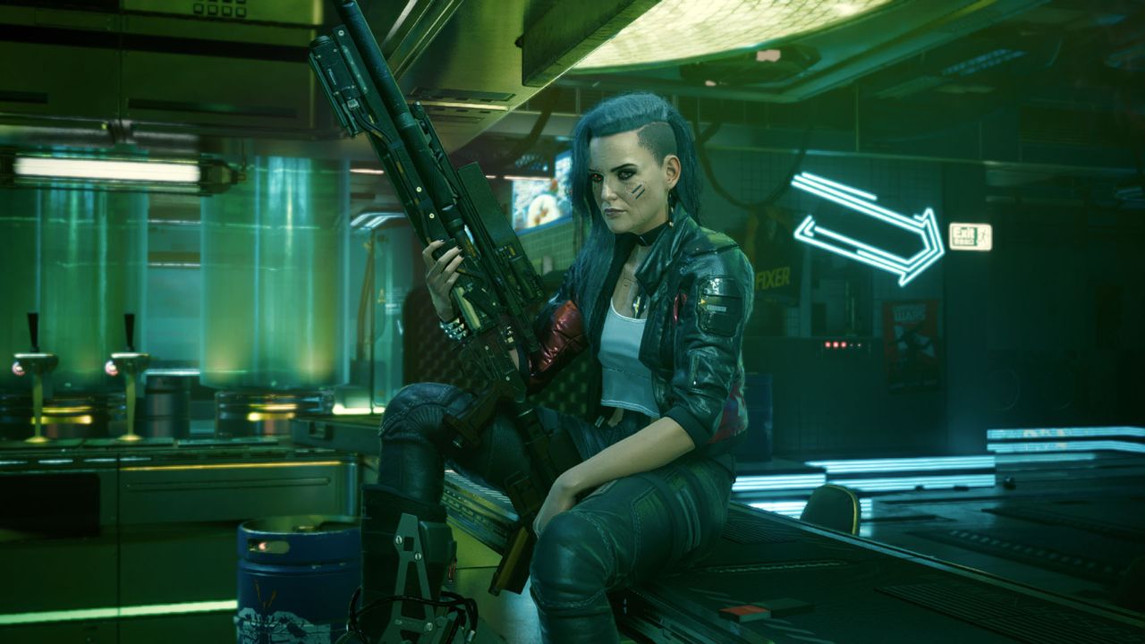 Rogue sits on a counter with a large gun in Cyberpunk 2077: Ultimate Edition for Switch 2