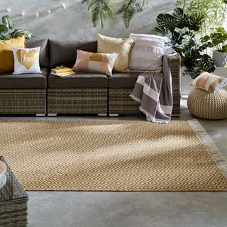 ochre outdoor rug from the rug seller