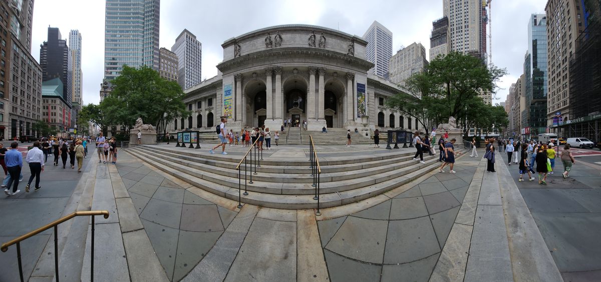 Samsung Galaxy Z Fold 4 panorama sample.
