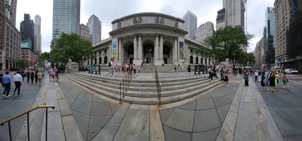 Samsung Galaxy Z Fold 4 panorama sample.