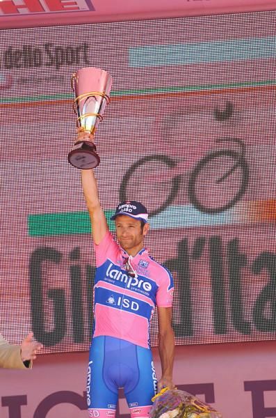 Michele Scarponi with his trophy for second place overall.