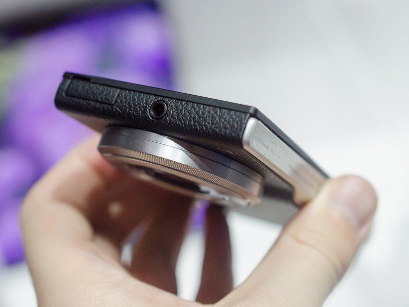 Panasonic Lumix CM1