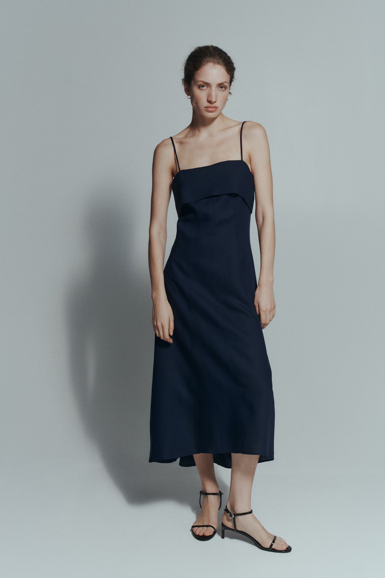 H&amp;amp;M, Linen-Blend Strappy Dress