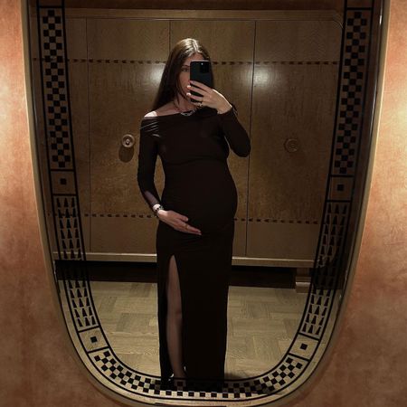 @annabelrosendahl mirror selfie in a gown