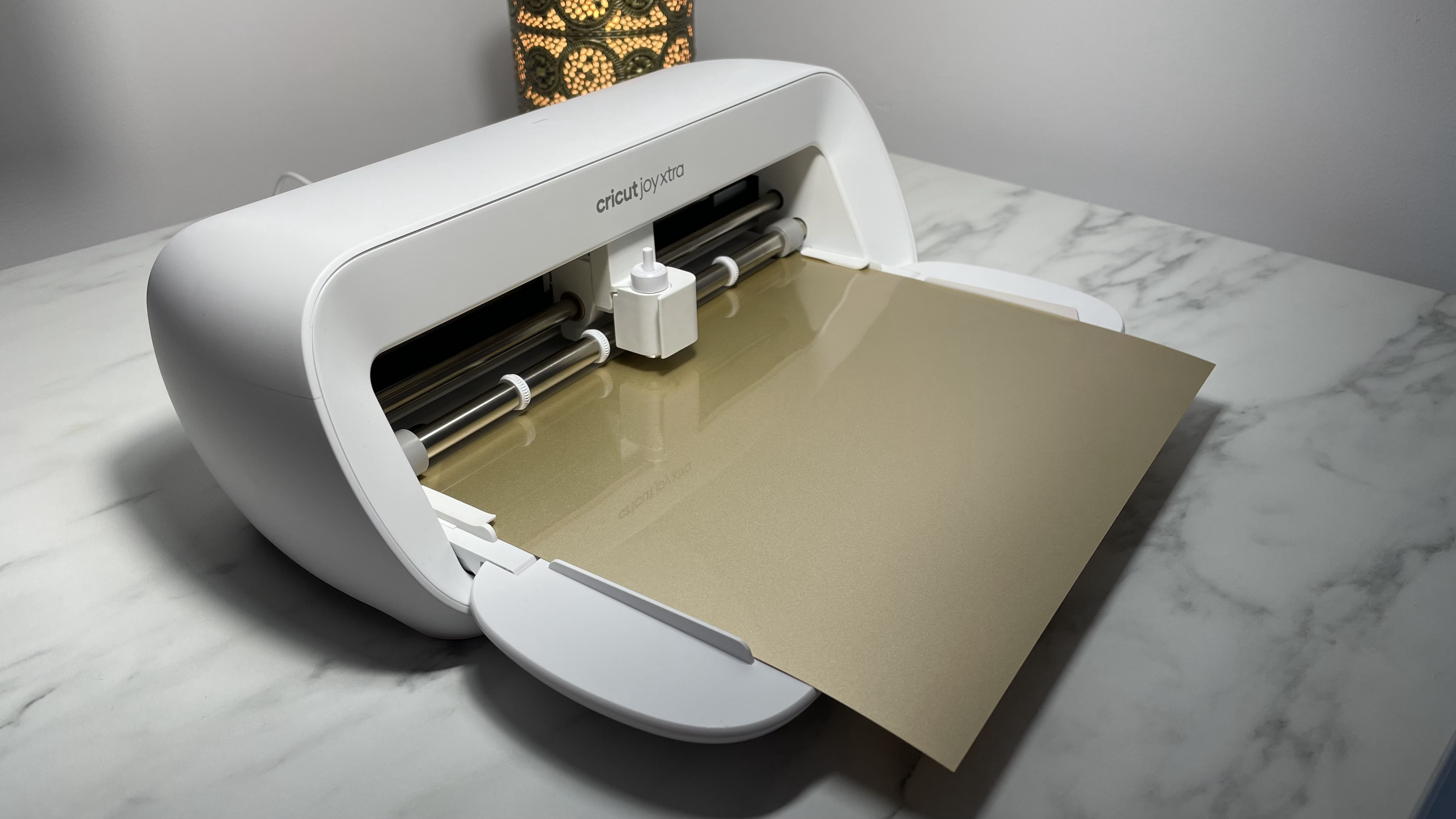 Cricut Joy Xtra Ultimate Guide to the Latest Cricut Cutting Machine - Jennifer  Maker