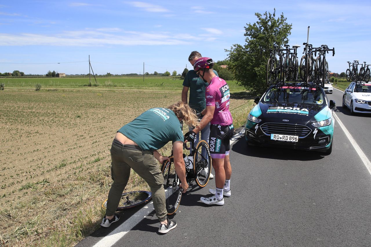 Giro dItalia 2021 104th Edition 13th stage Ravenna Verona 198 km 21052021 Peter Sagan SVK Bora Hansgrohe photo Luca BettiniBettiniPhoto2021
