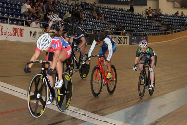 Dana Feiss takes the win in the Women's Keirin Final