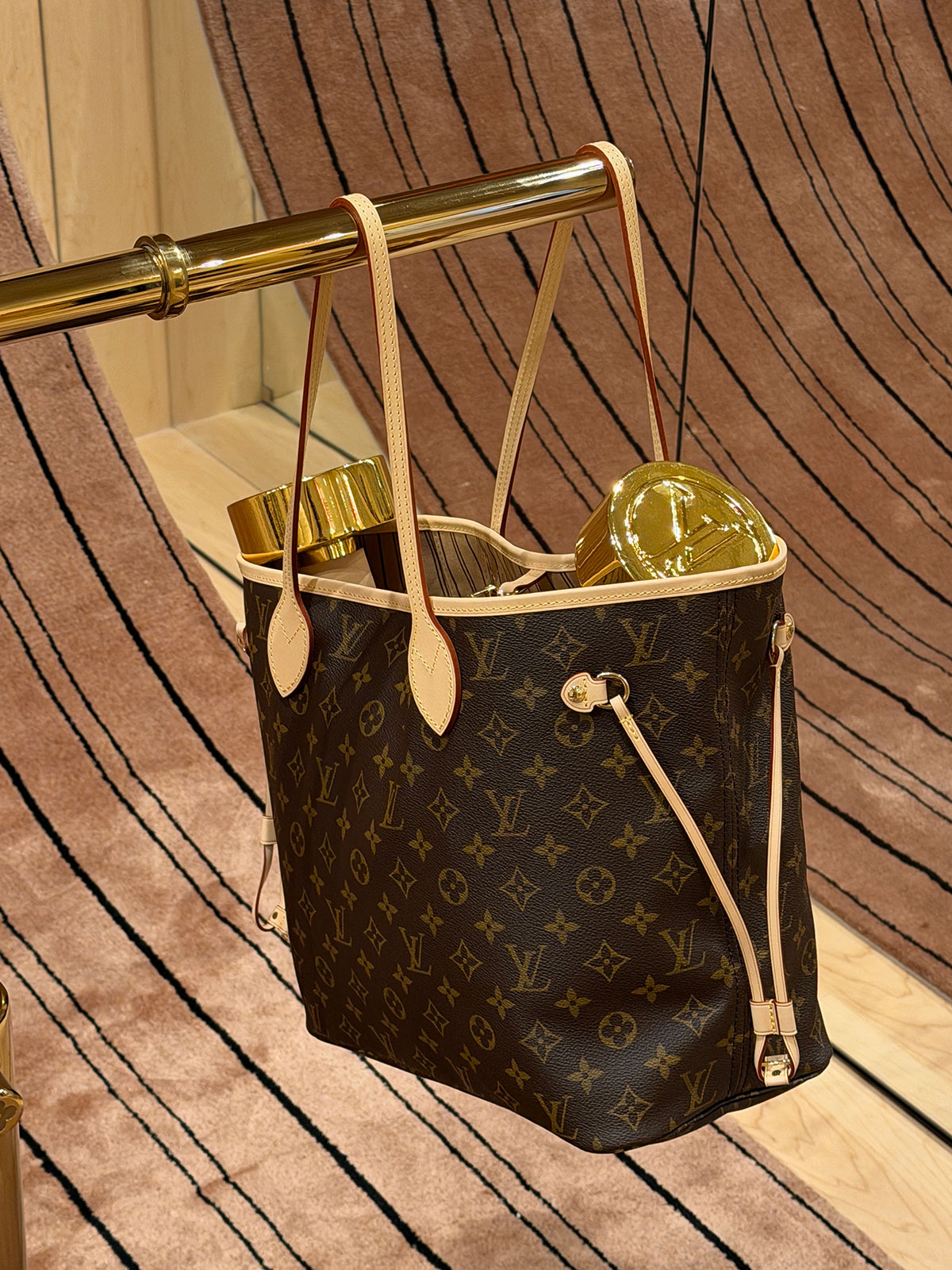 Louis Vuitton Hotel Pop-Up Space