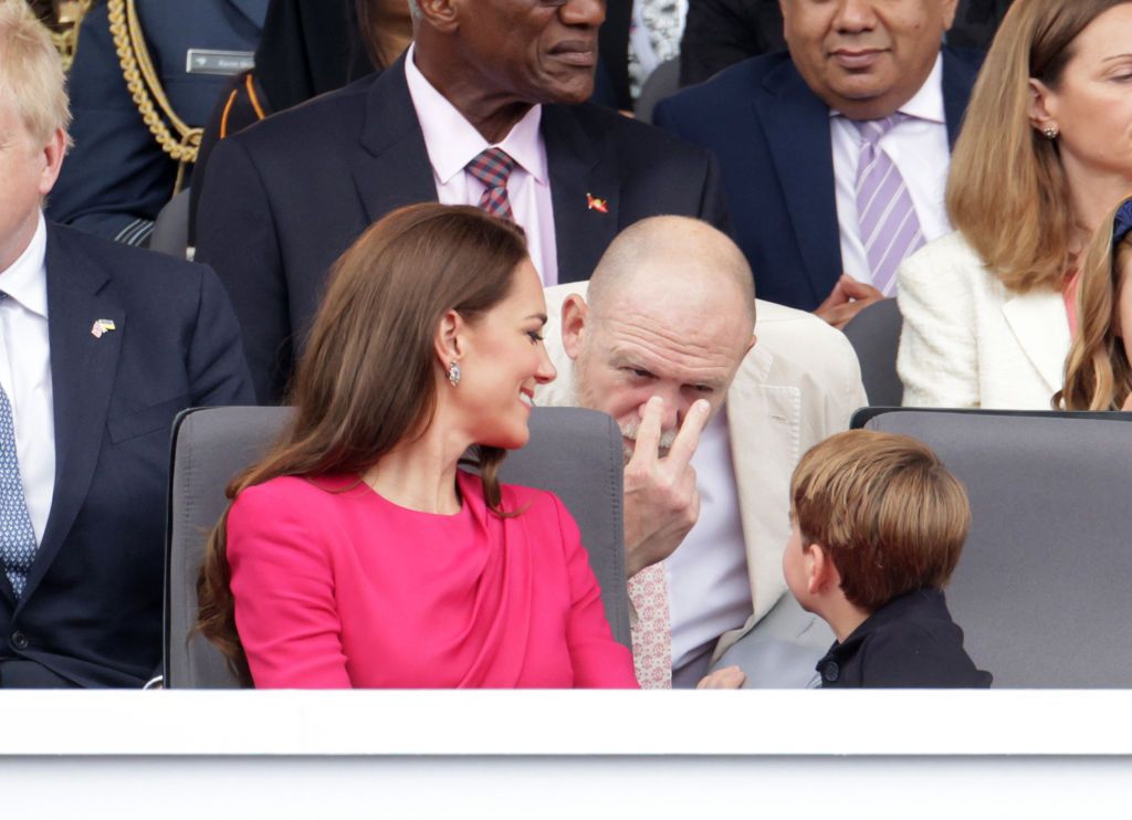 Prince Louis Pulling Funny Faces At The Jubilee In Pictures Marie Claire