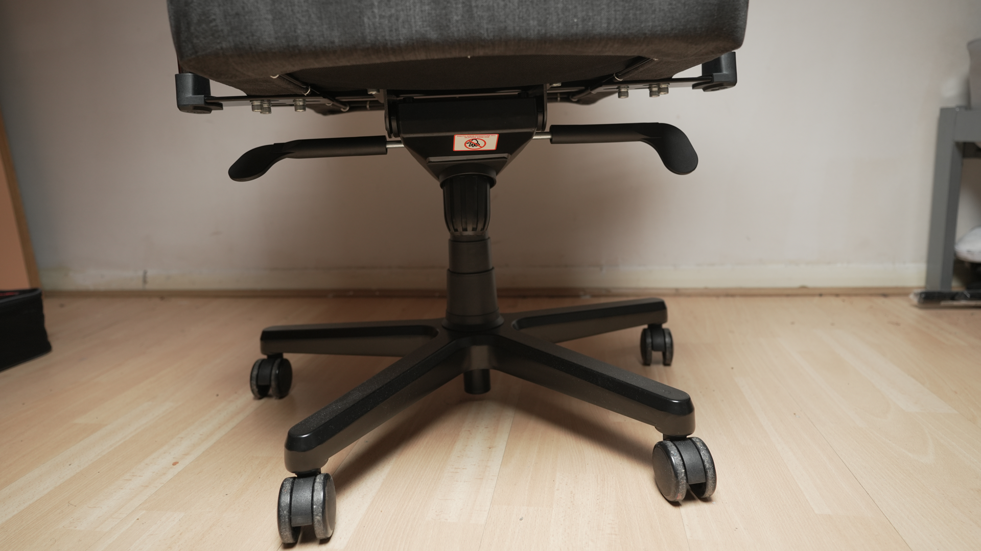 Noblechairs Hero TX