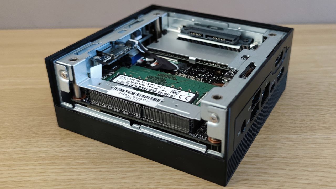 The internal layout of the Asus PN51 MiniPC