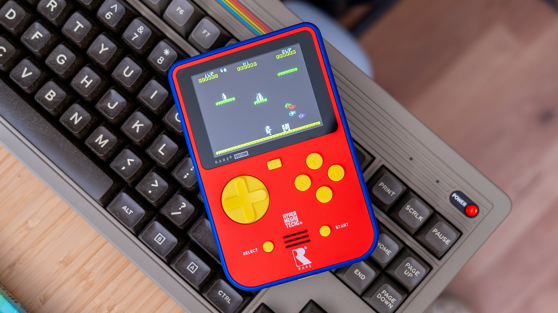 HyperMegaTech Super Pocket &amp;ndash; Rare Edition