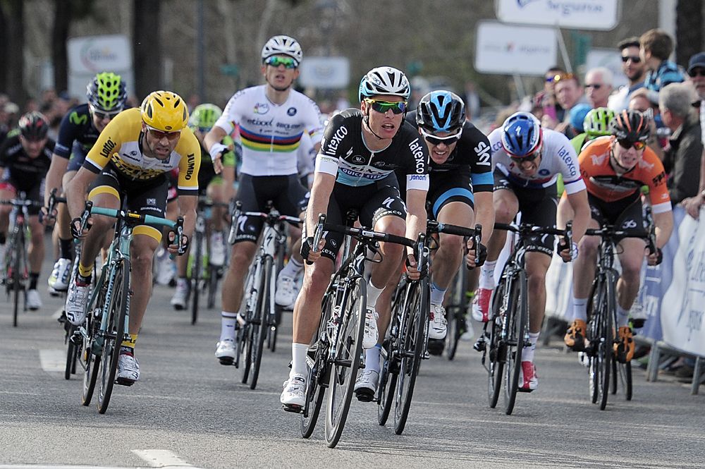 Gianni Meersman (Etixx-Quickstep) wins the first stage of Volta ao Algarve