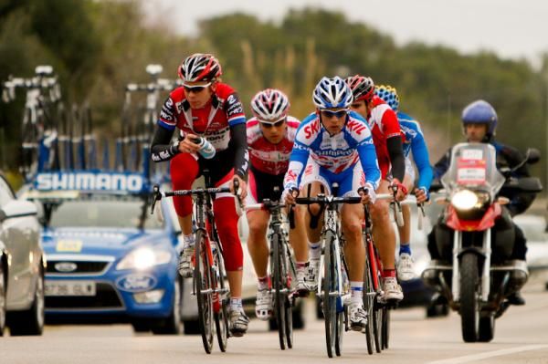 The break of the day containing Luis Mas (Burgos Monumental), David Deroo (Skil-Shimano), Ronan Van Zandbeek (Van Vliet EBH Elshof), Manuel Ortega (Andalucia-Cajasur) and Andoni Blazquez (Orbea).