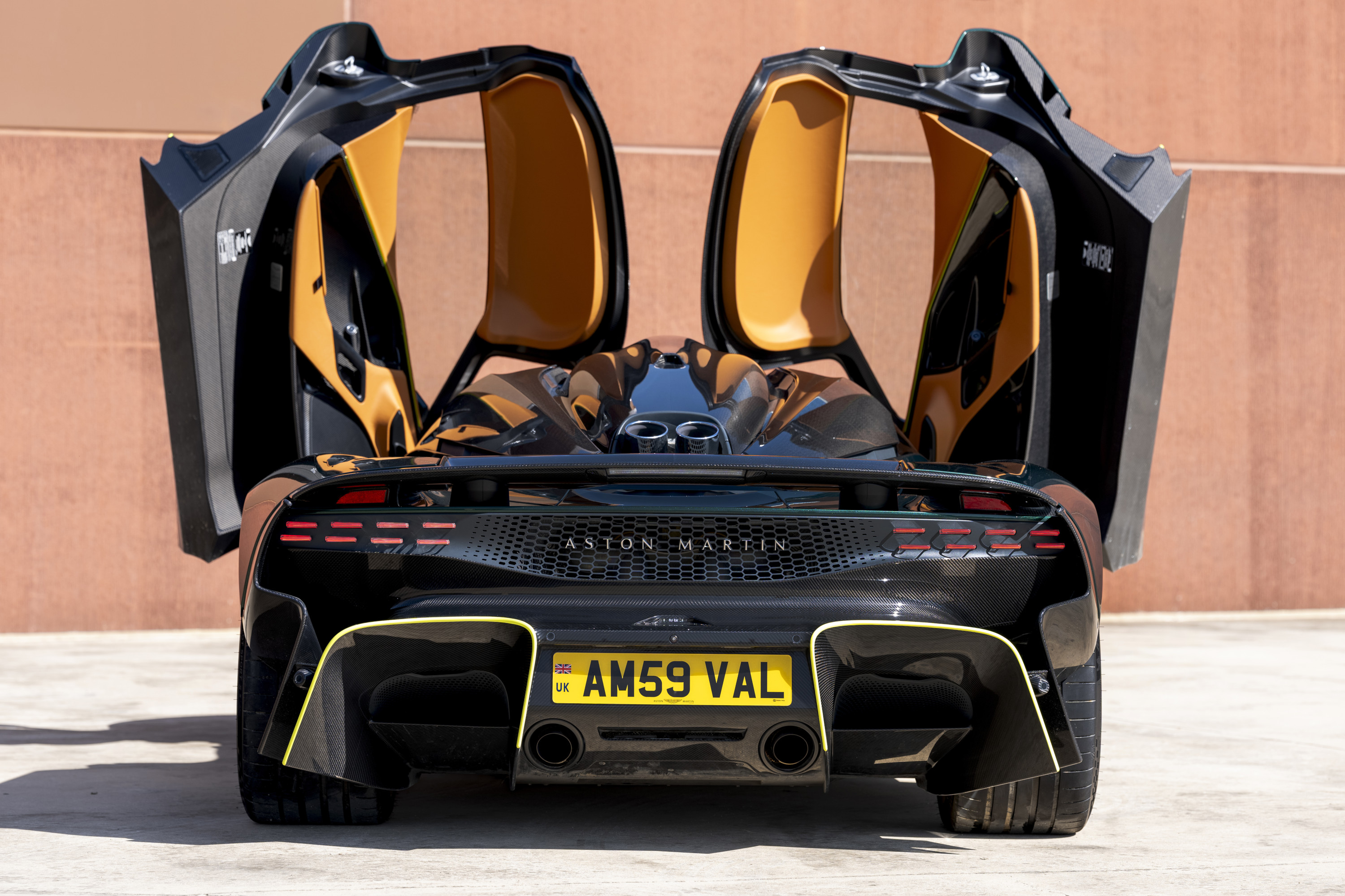 Aston Martin Valhalla