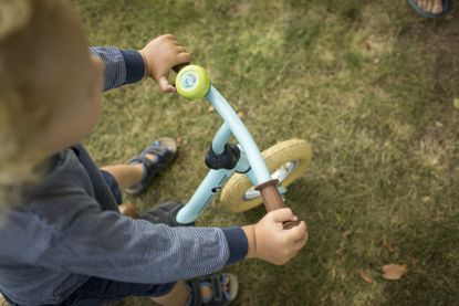 Stabilisers for shop balance bike