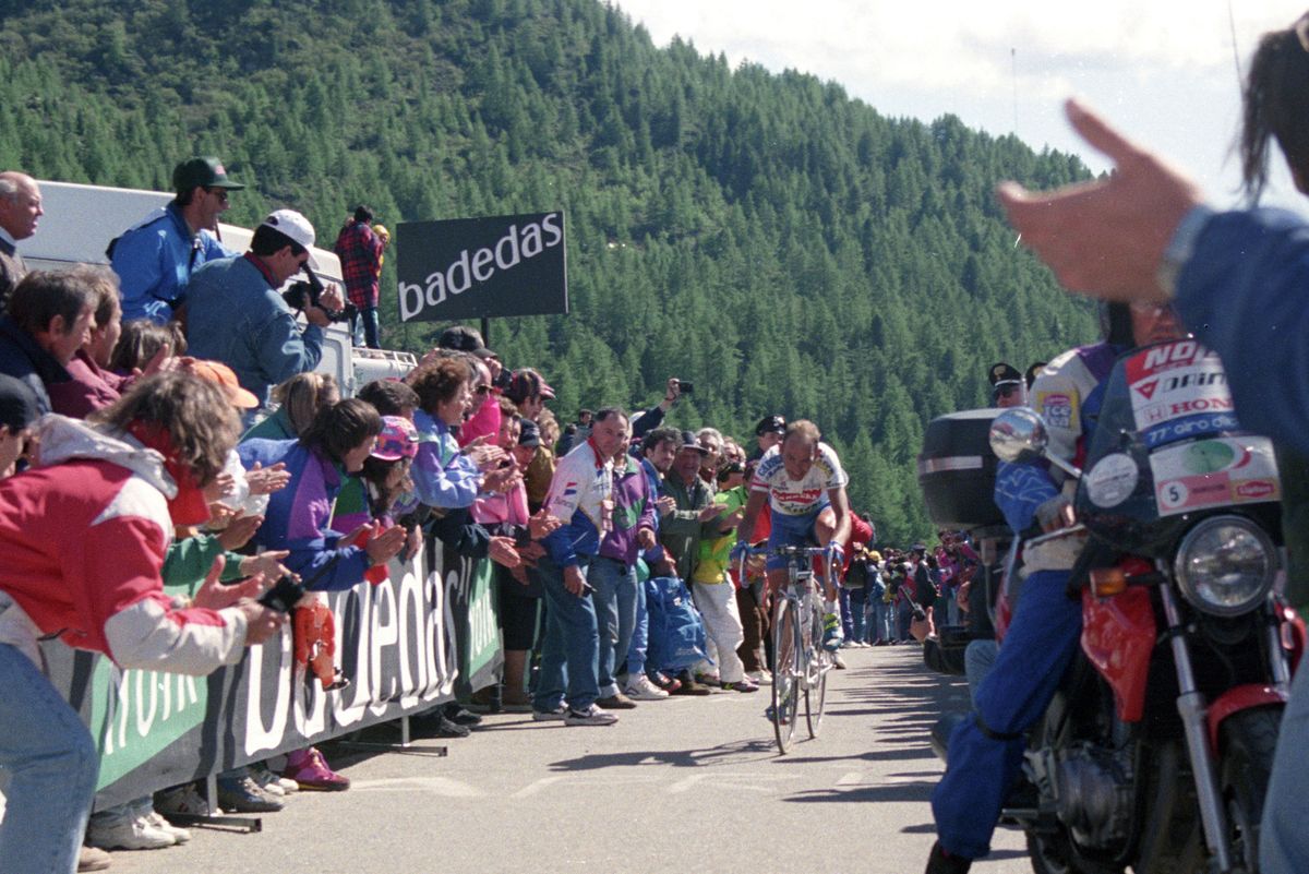 Pantani comes to the top of the climb