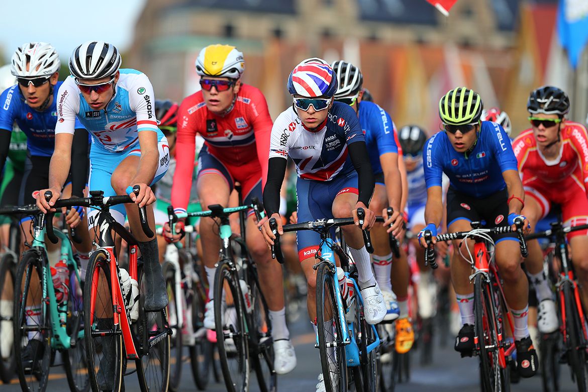 Tim Piddock in the bunch