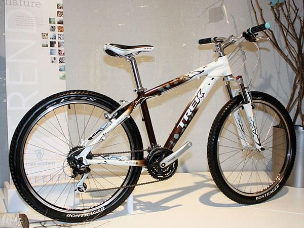 Trek will introduce the new Skye range of hardtails for new female riders for '10.