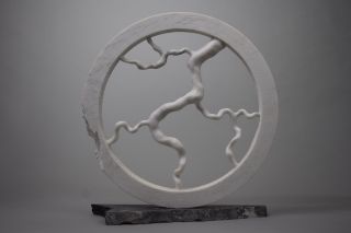 Cognizance in Carrara marble