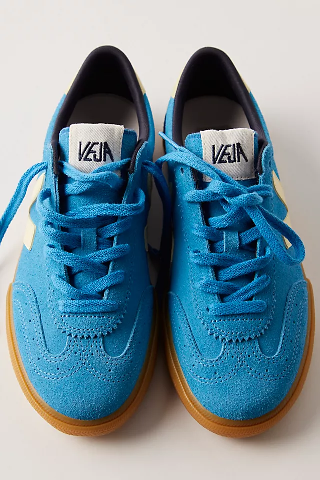 Veja Volley Trainers