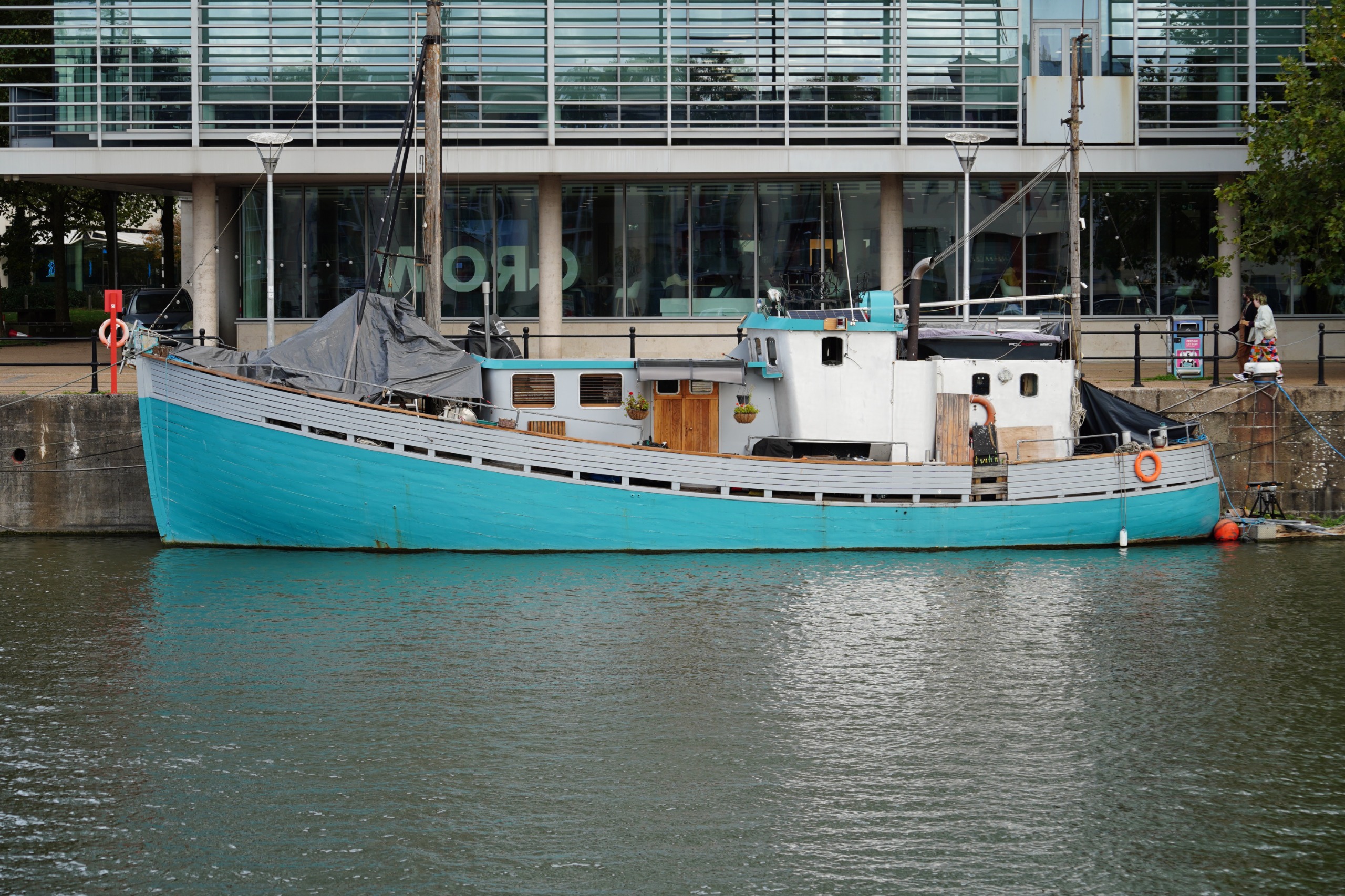 Tamron 28-300mm f/4-7.1 Di III VC VXD sample image