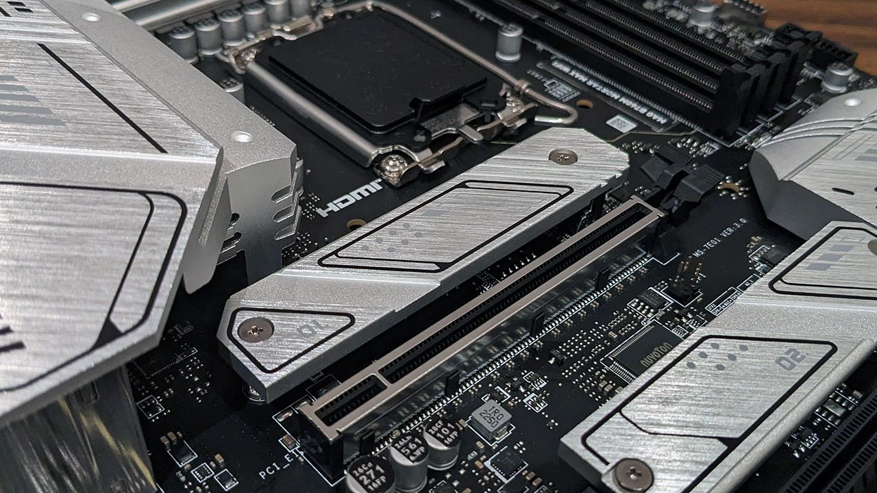 MSI MAG B760M Mortar Max WiFi M.2 heatsink