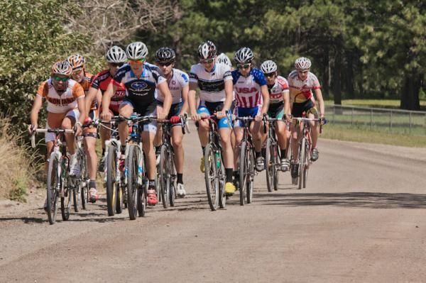 One day pro mountain bikers Sam Schultz (Subaru-Trek) and Andy Schultz (Kenda) joined the campers for the afternoon ride.