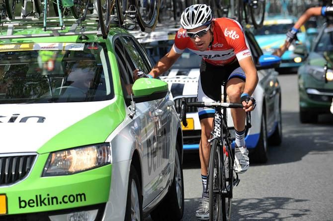 Tom Dumoulin at his team car