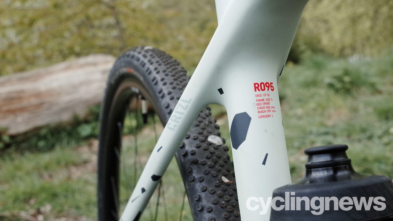 Canyon Grizl CF SL 8 gravel bike