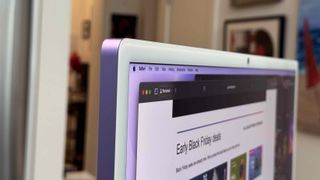 Apple's 24-inch iMac M4 successful Purple.