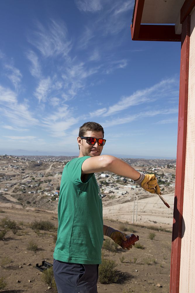 Novo Nordisk bond over building homes for poor families in Rosarito, Mexico.