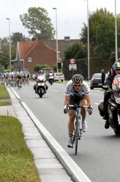 Cedric Pineau (AG2R La Mondiale) tries to escape the clutches of the bunch.