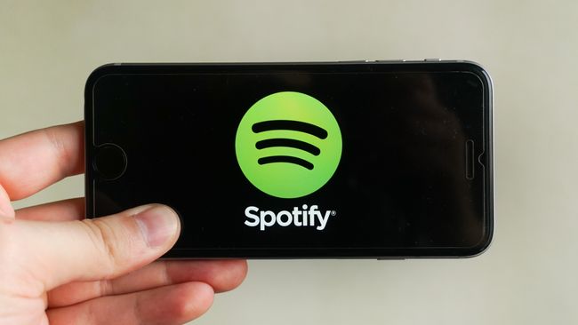 how to login to showtime with spotify