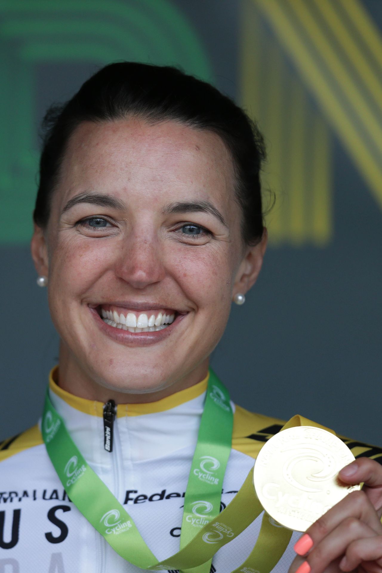 New Australian criterium champion Rebecca Wiasak
