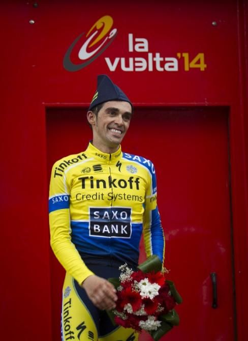 Alberto Contador puts a hat on the Vuelta a Espa&ntilde;a by winning at La Farrapona.