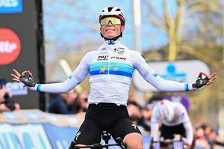 'It's like our minds are all connected' - Unspoken understanding between teammates helps power Demi Vollering to first-ever victory in Omloop Het Nieuwsblad