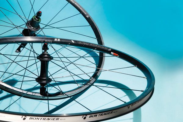 bontrager race wheels 700c