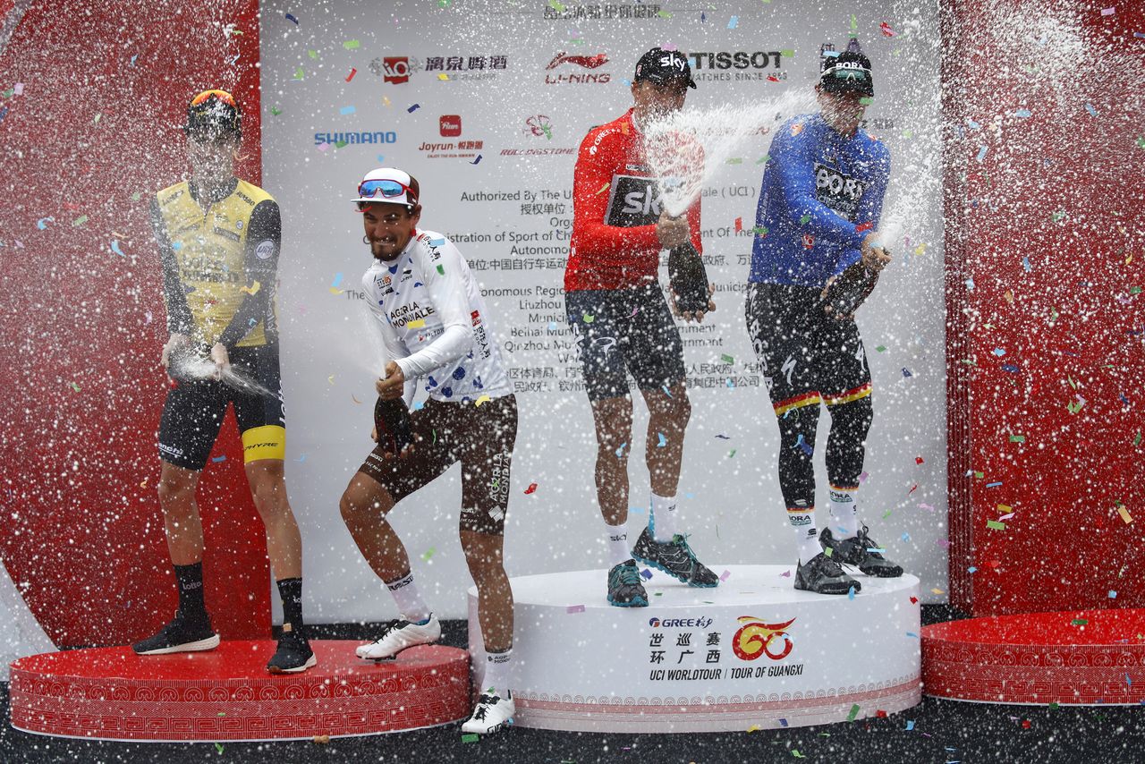 Spraying the champagne after stage 5