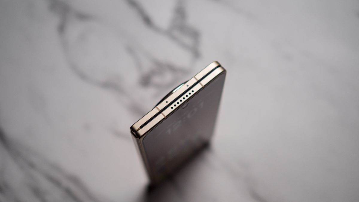 OPPO Find N6 hands-on testing