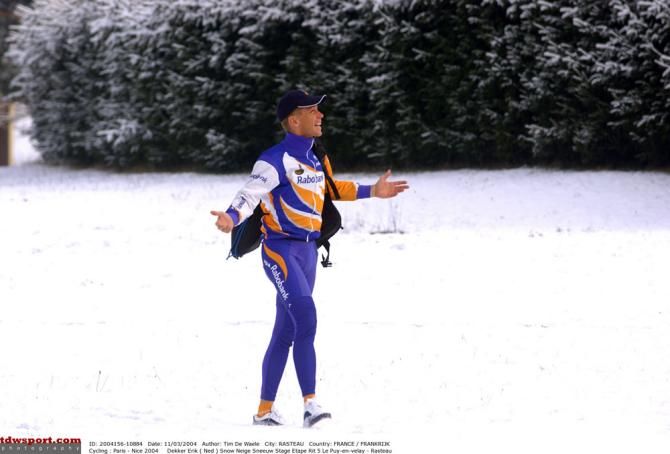 Erik Dekker takes in the snowy conditions in 2004