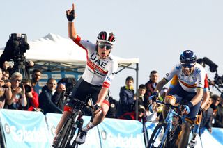 Volta a la Comunitat Valenciana 2020 - 71st Edition - 2nd stage Torrent - Cullera 181 km - 06/02/2020 - Tadej Pogacar (SLO - UAE - Team Emirates) - Alejandro Valverde (ESP - Movistar Team) - photo Luis Angel Gomez/BettiniPhotoÂ©2020 